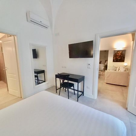 Li Frati Suite Лечче Экстерьер фото